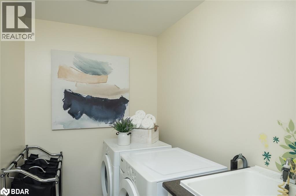 












32 FORBES Terrace

,
Milton,




Ontario
L9T3X3

