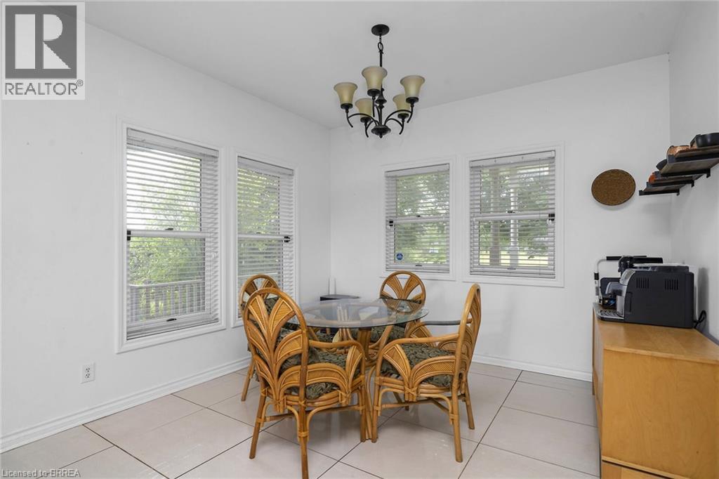 












692 CONCESSION 5 Road W

,
Flamborough,




Ontario
L9H5E2

