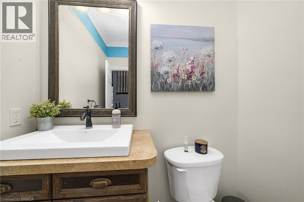 












692 CONCESSION 5 Road W

,
Flamborough,




Ontario
L9H5E2

