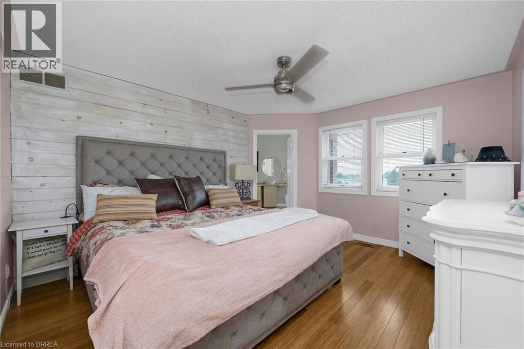 












692 CONCESSION 5 Road W

,
Flamborough,




Ontario
L9H5E2

