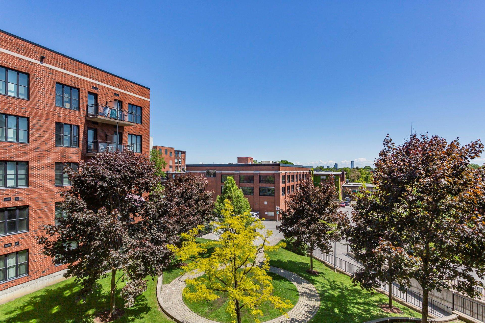 









5600


Rue Briand

, 433,
Montréal (Le Sud-Ouest),




QC
H4E0A1

