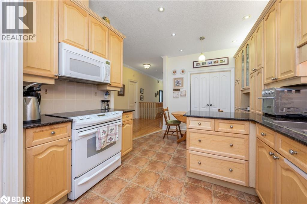 












120 RIDGE Road

,
Rockwood,




Ontario
N0B2K0

