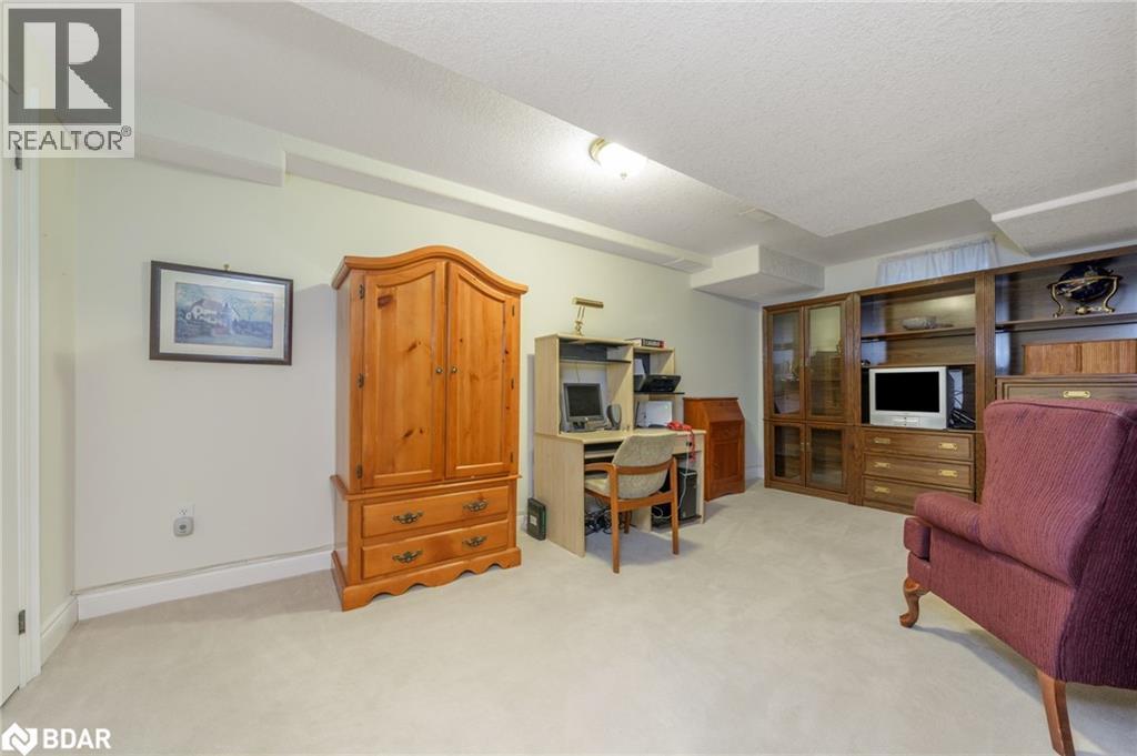 












120 RIDGE Road

,
Rockwood,




Ontario
N0B2K0

