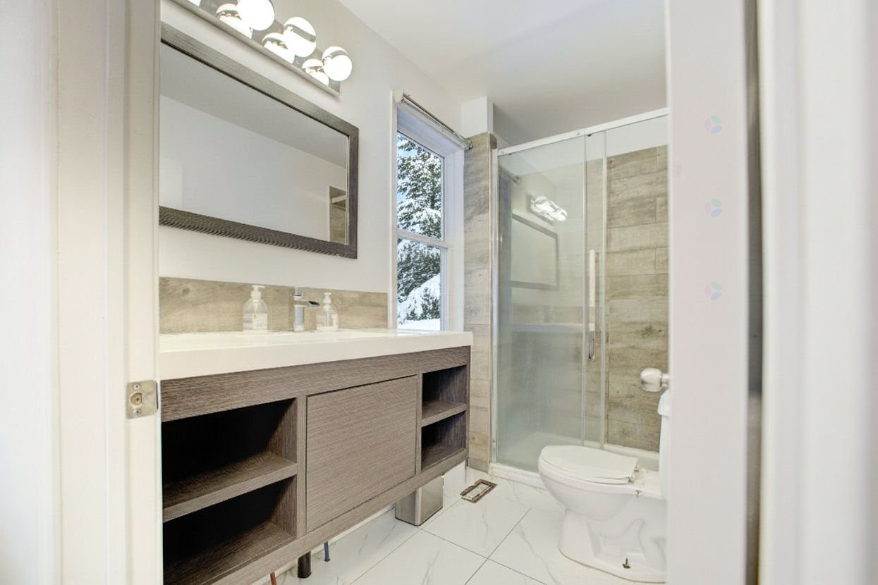 









19


Boul. de Lucerne

,
Gatineau (Aylmer),




QC
J9J2K3

