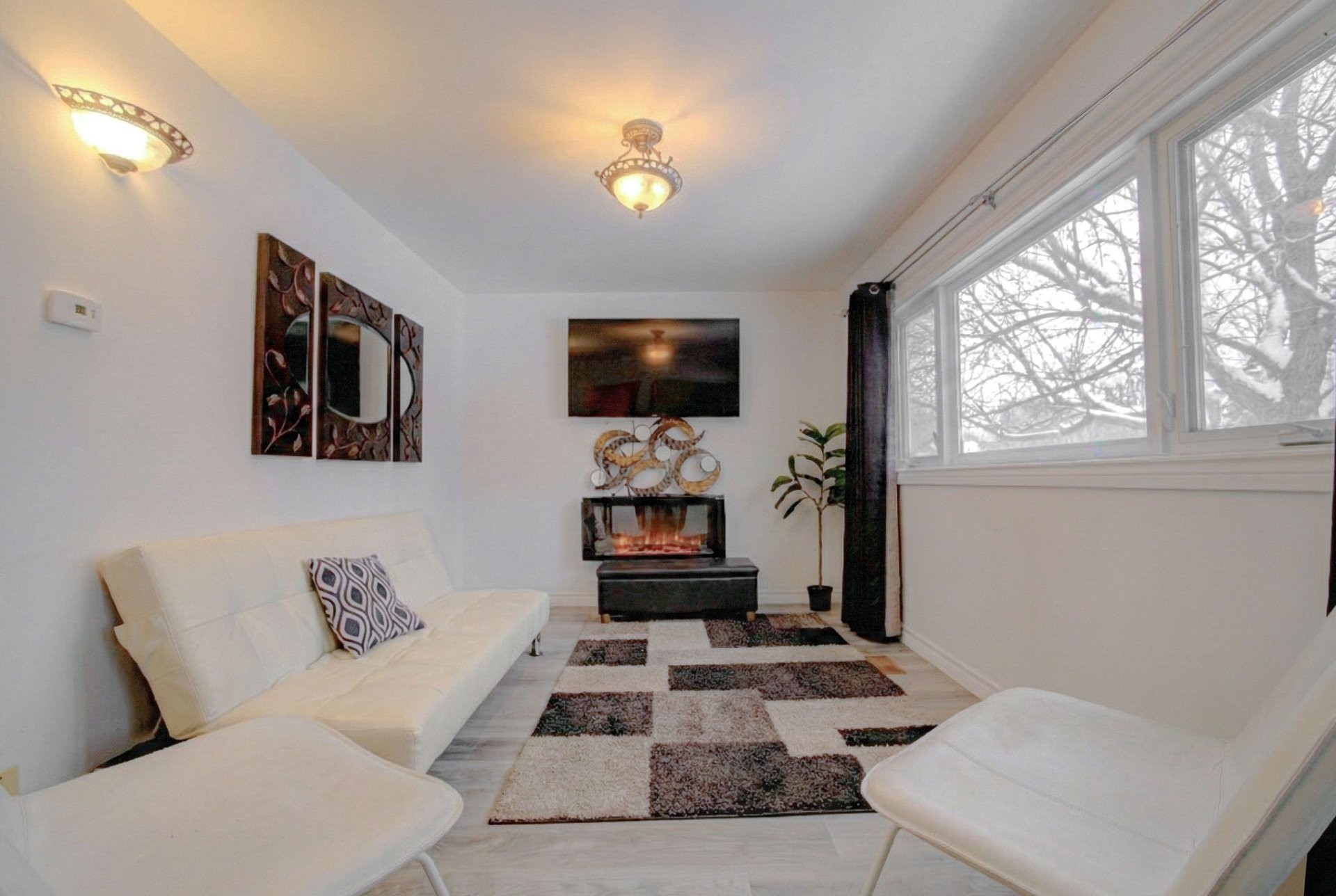 









19


Boul. de Lucerne

,
Gatineau (Aylmer),




QC
J9J2K3

