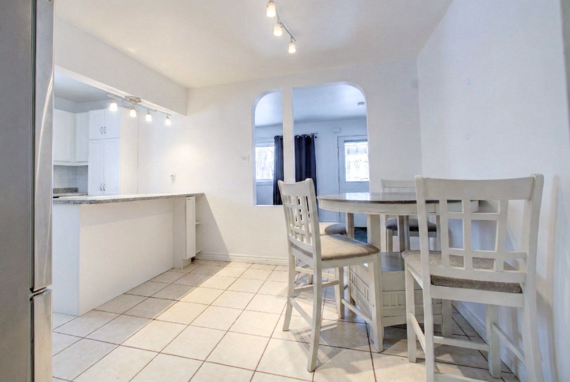 









19


Boul. de Lucerne

,
Gatineau (Aylmer),




QC
J9J2K3

