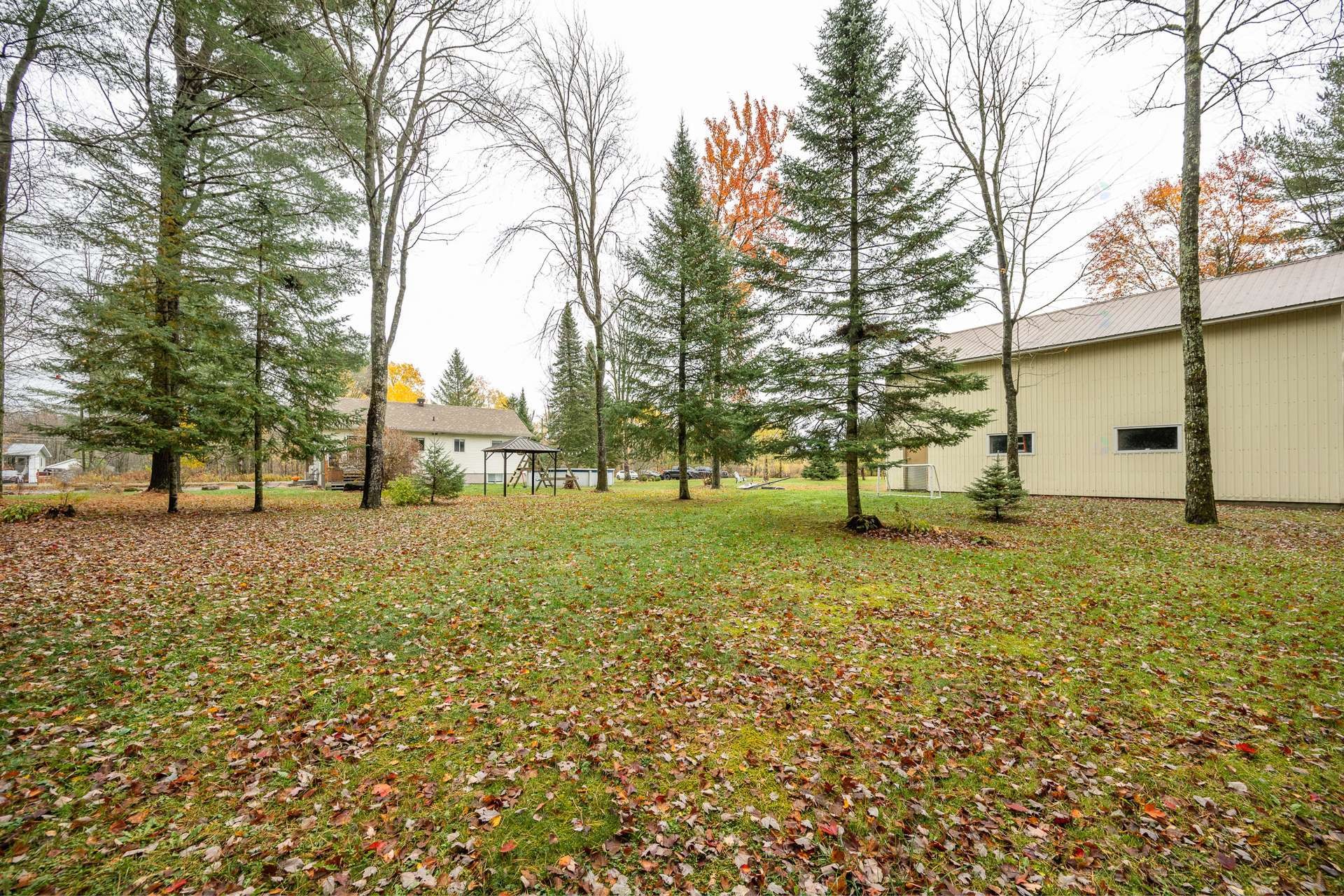 









2886


10e Rang

,
Dunham,







QC
J0E1M0

