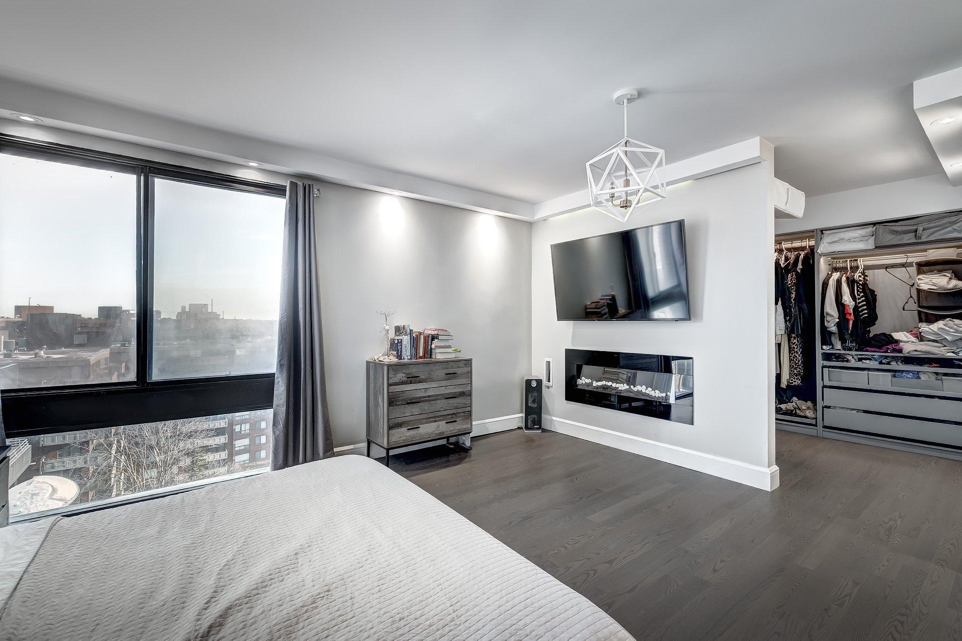 









5790


Av. Rembrandt

, 905,
Côte-Saint-Luc,




QC
H4W2V2

