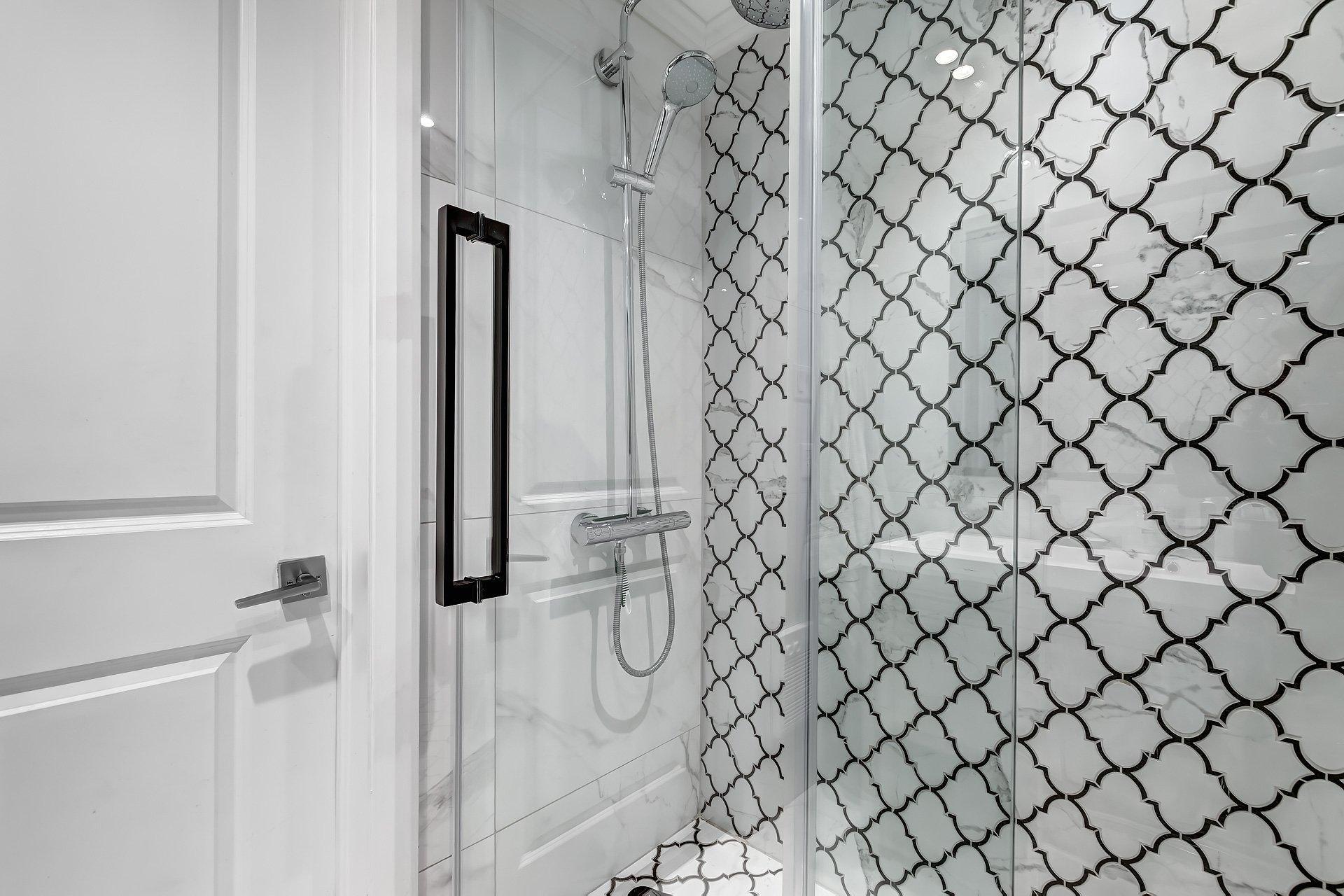 









5790


Av. Rembrandt

, 905,
Côte-Saint-Luc,




QC
H4W2V2

