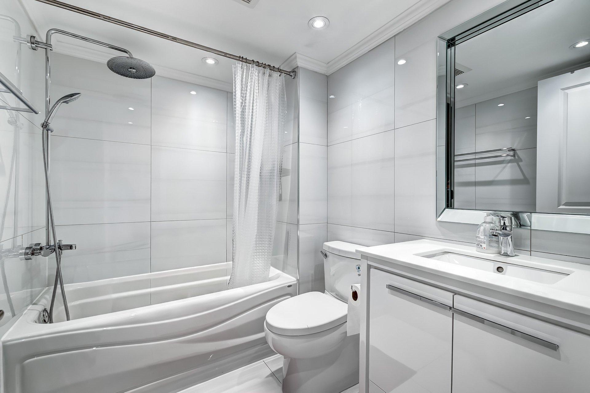 









5790


Av. Rembrandt

, 905,
Côte-Saint-Luc,




QC
H4W2V2

