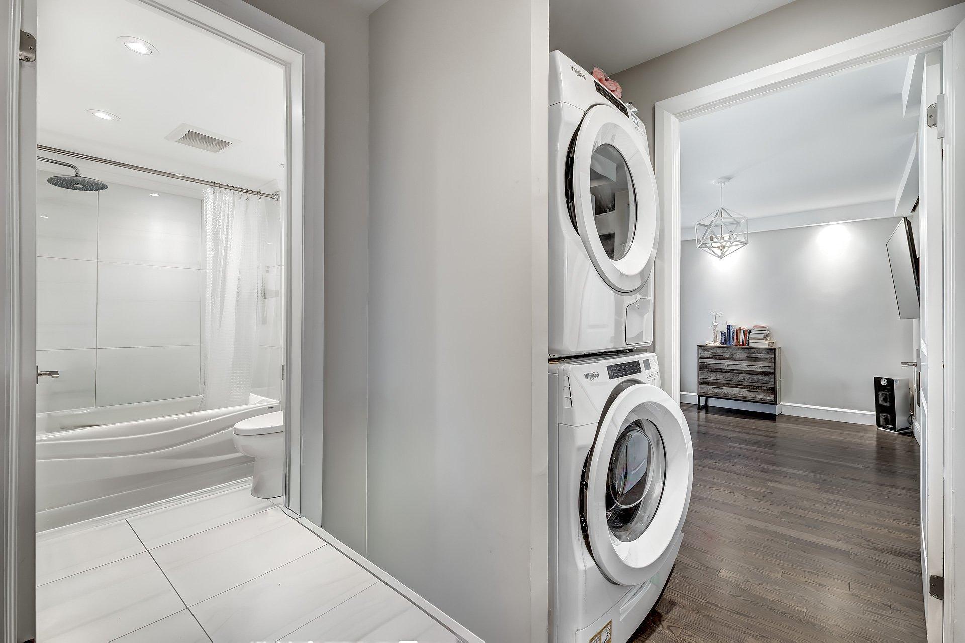 









5790


Av. Rembrandt

, 905,
Côte-Saint-Luc,




QC
H4W2V2

