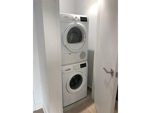 









1188


Av. Union

, 3303,
Montréal (Ville-Marie),




QC
H3B3A7

