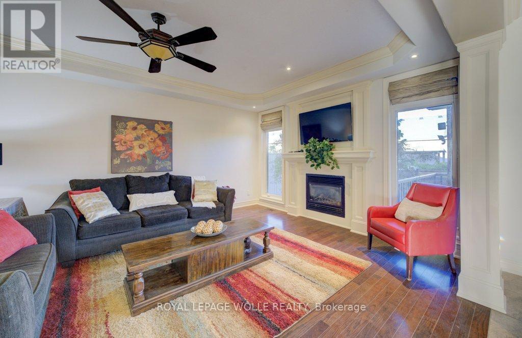 












6379 CHRISTOPHER CRESCENT

,
Niagara Falls,




Ontario
L2H0B3

