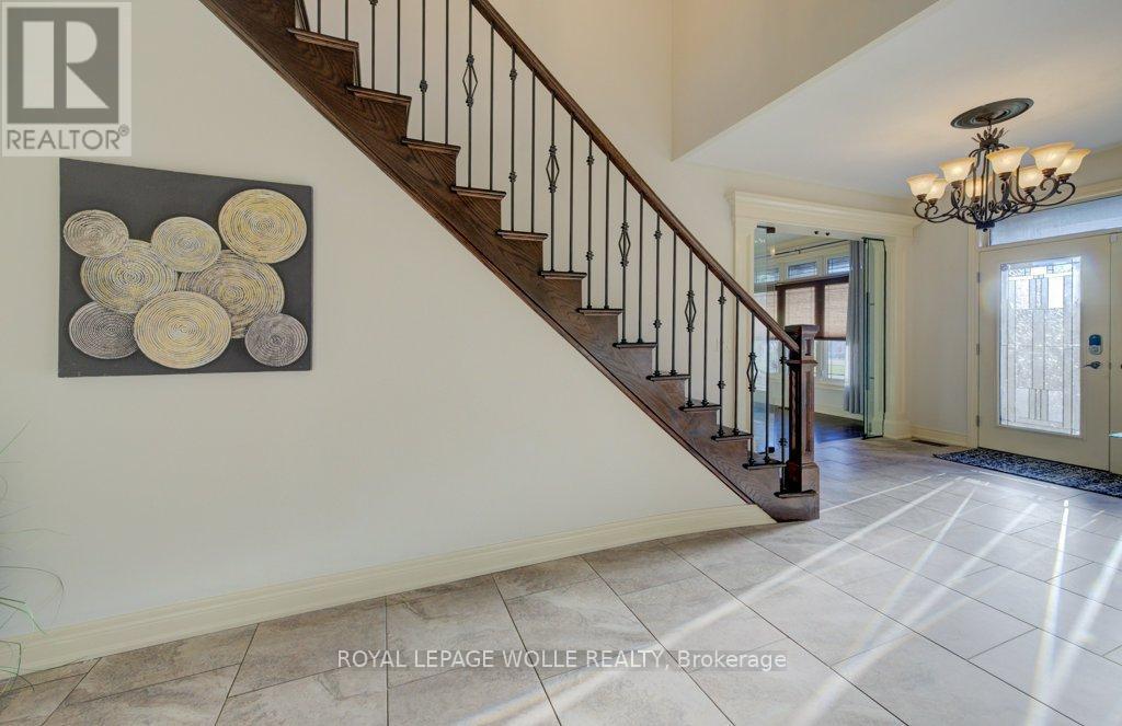 












6379 CHRISTOPHER CRESCENT

,
Niagara Falls,




Ontario
L2H0B3

