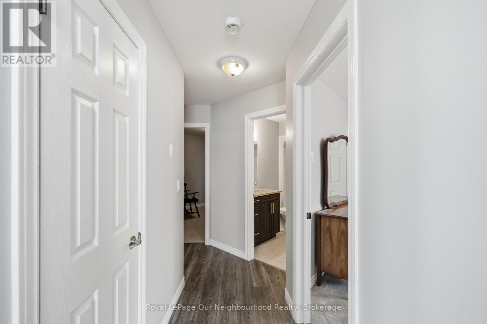 












3201 - 300 CROFT STREET

,
Port Hope,




Ontario
L1A0E1

