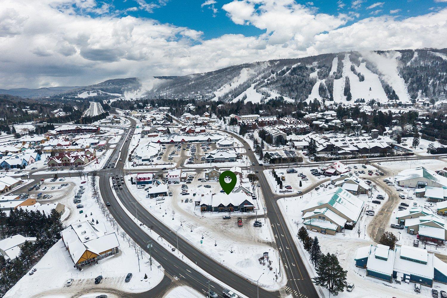 









86


Av. de la Gare

,
Saint-Sauveur,




QC
J0R1R6

