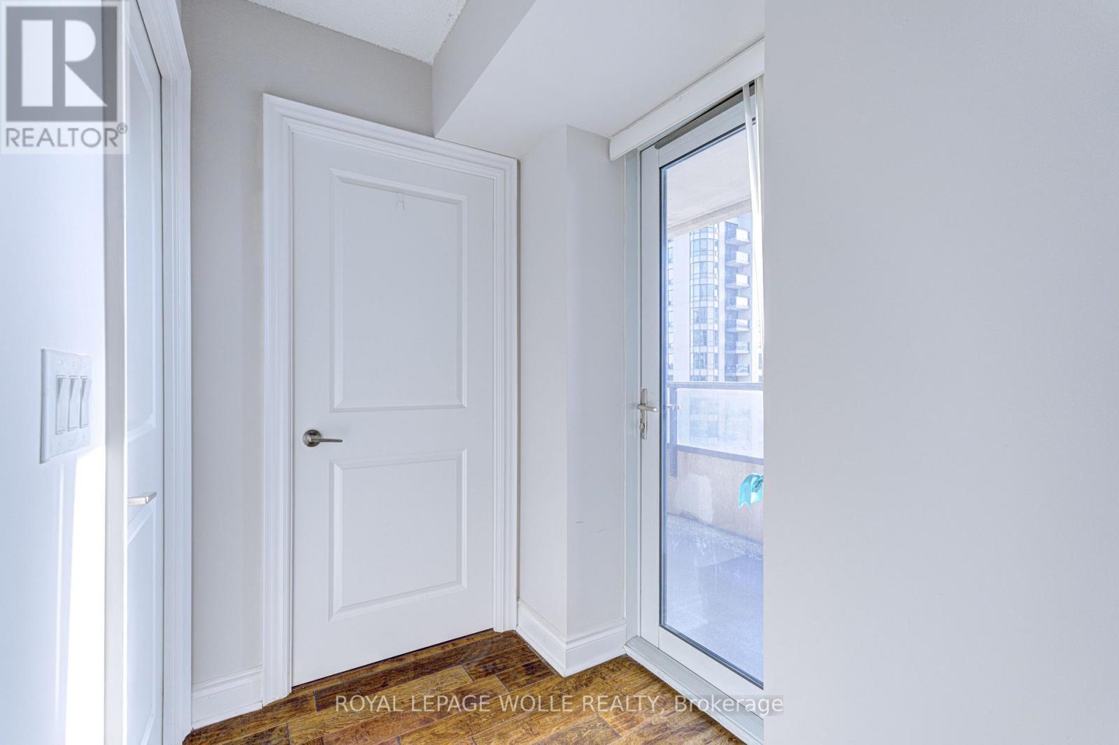 












2123 - 500 DORIS AVENUE

,
Toronto,




Ontario
N2N5R6

