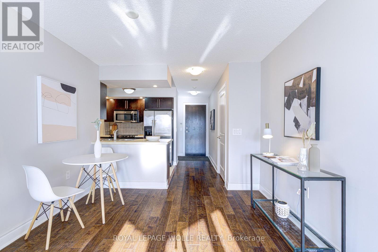 












2123 - 500 DORIS AVENUE

,
Toronto,




Ontario
N2N5R6

