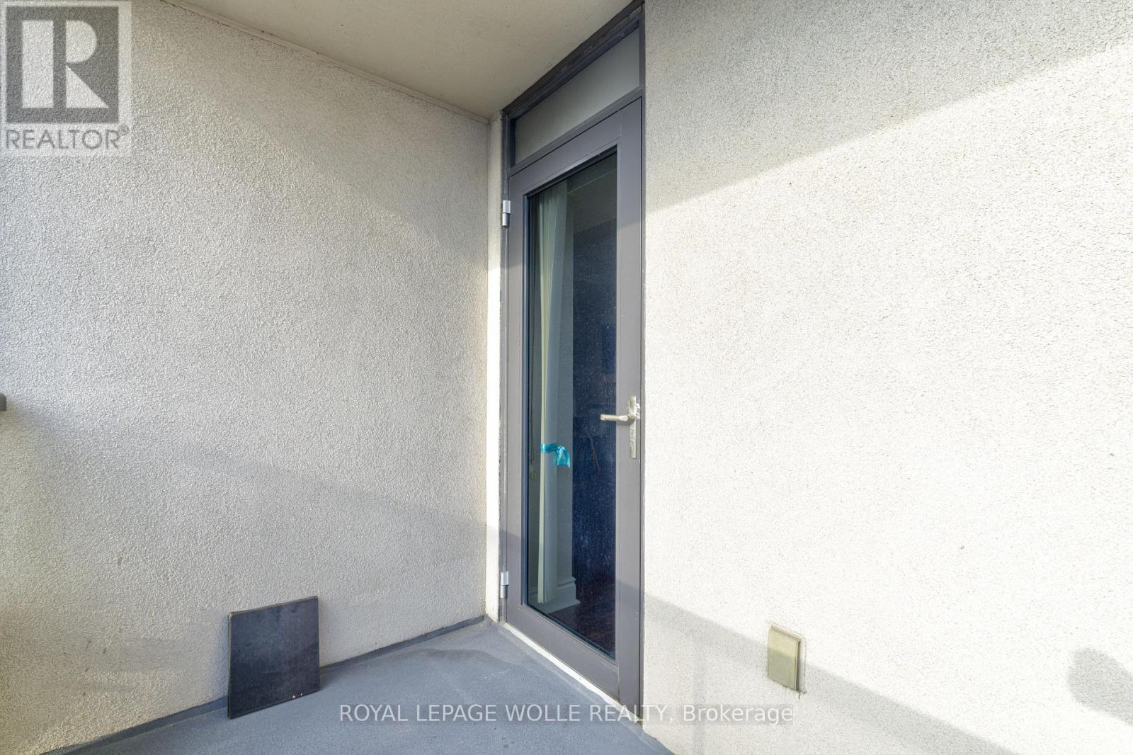 












2123 - 500 DORIS AVENUE

,
Toronto,




Ontario
N2N5R6

