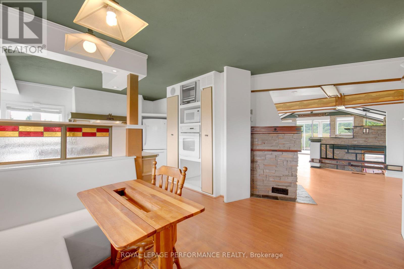 












2575 CONCESSION 2 ROAD

,
Alfred and Plantagenet,




Ontario
K0B1J0

