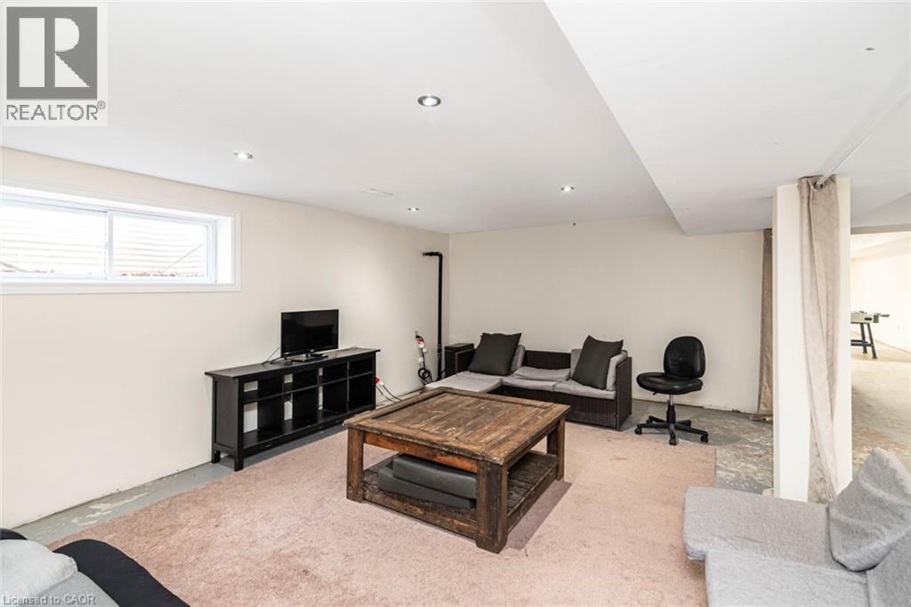 












7087 RAINHAM Road

,
Dunnville,




Ontario
N1A2W8

