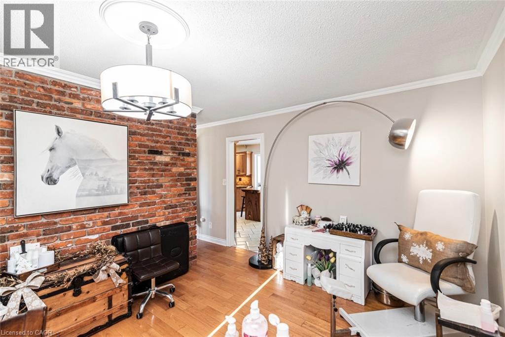 












7087 RAINHAM Road

,
Dunnville,




Ontario
N1A2W8

