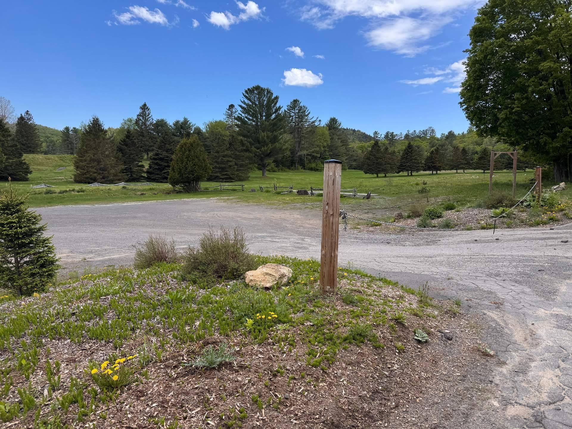 












Rue de la Vallée

,
Sainte-Adèle,







QC
J8B2A1

