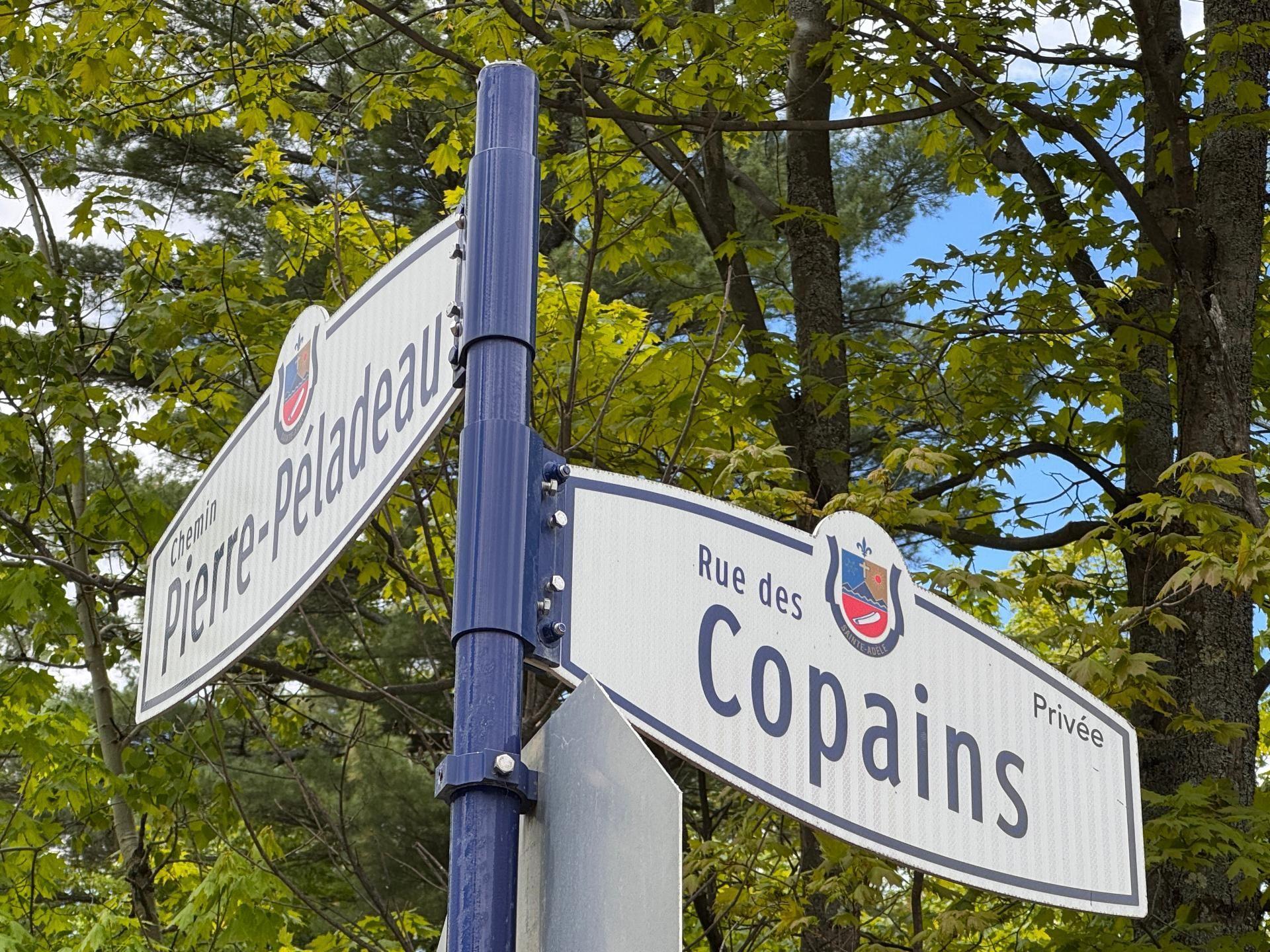 












Rue de la Vallée

,
Sainte-Adèle,







QC
J8B2A1

