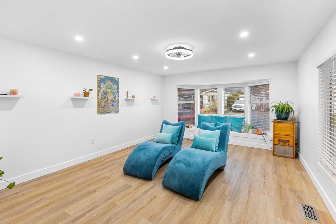 









9020


Jim Bailey

Road, 58,
Kelowna,




BC
V4V 1E5

