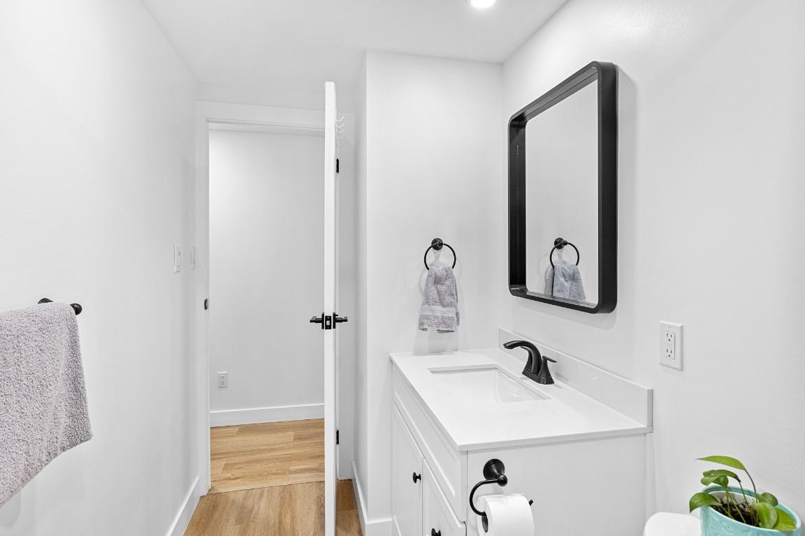 









9020


Jim Bailey

Road, 58,
Kelowna,




BC
V4V 1E5

