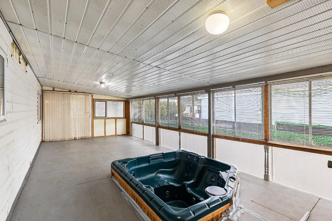 









9020


Jim Bailey

Road, 58,
Kelowna,




BC
V4V 1E5

