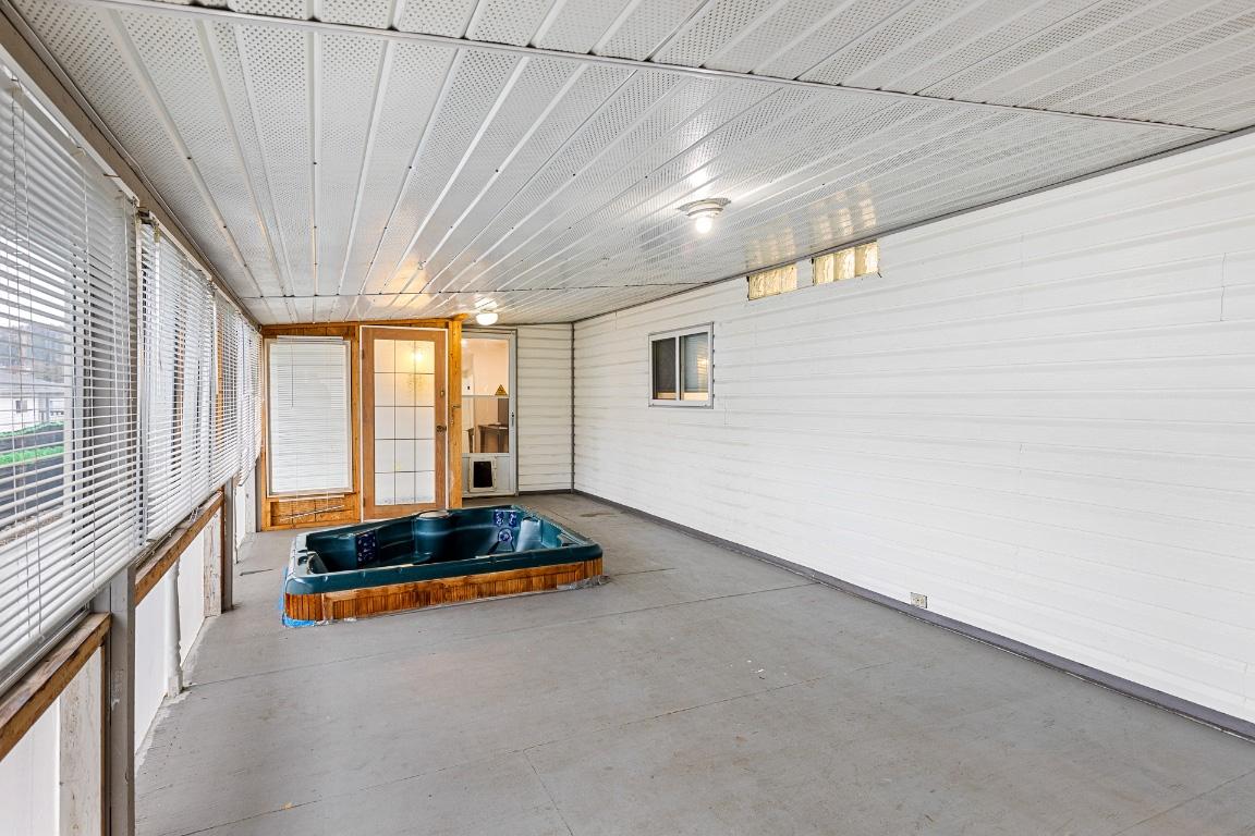 









9020


Jim Bailey

Road, 58,
Kelowna,




BC
V4V 1E5

