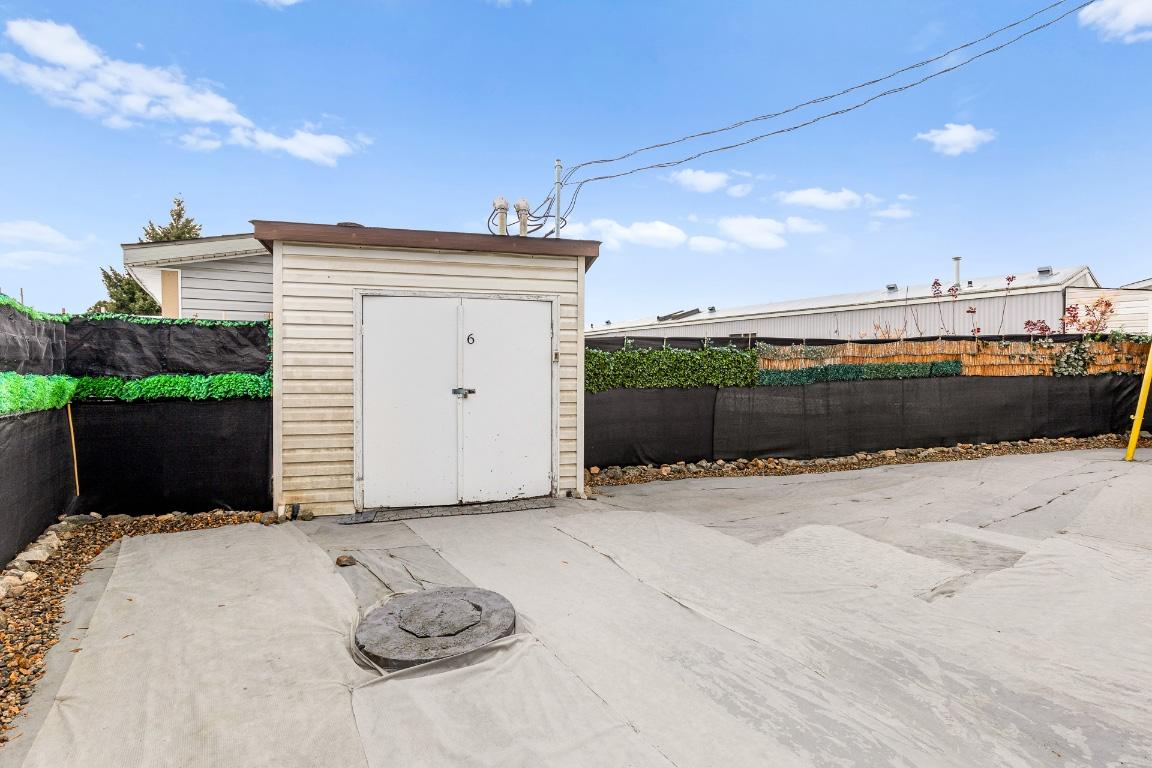 









9020


Jim Bailey

Road, 58,
Kelowna,




BC
V4V 1E5

