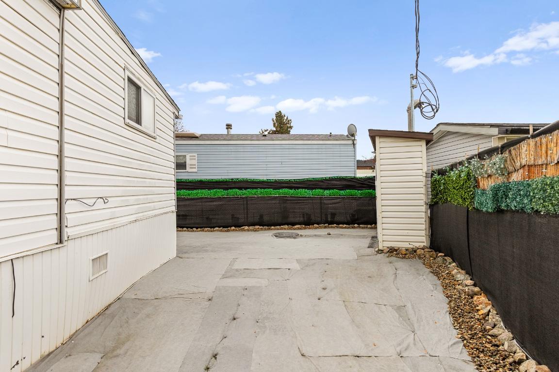 









9020


Jim Bailey

Road, 58,
Kelowna,




BC
V4V 1E5

