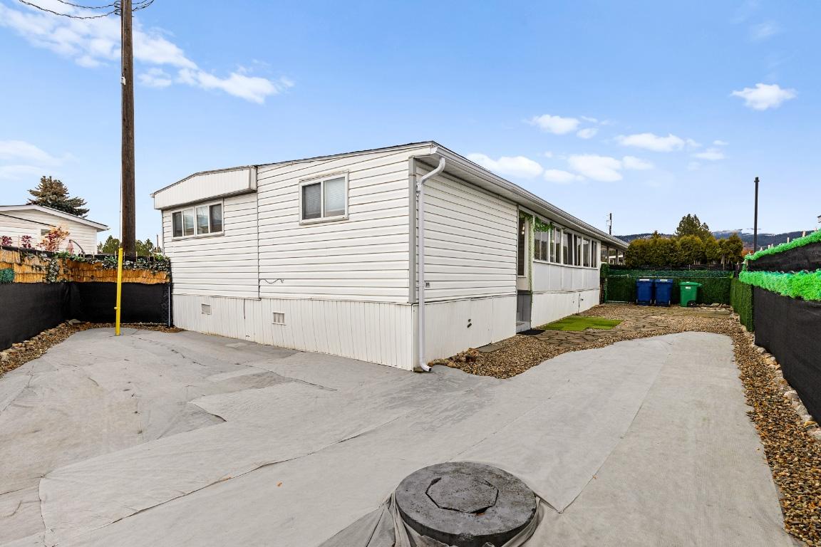 









9020


Jim Bailey

Road, 58,
Kelowna,




BC
V4V 1E5

