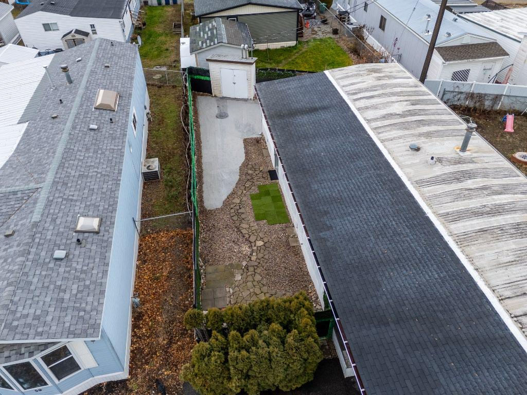 









9020


Jim Bailey

Road, 58,
Kelowna,




BC
V4V 1E5

