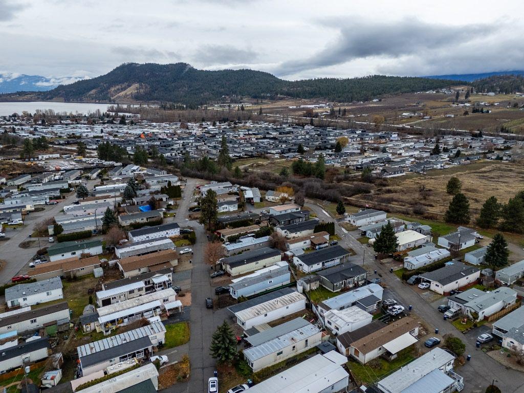 









9020


Jim Bailey

Road, 58,
Kelowna,




BC
V4V 1E5

