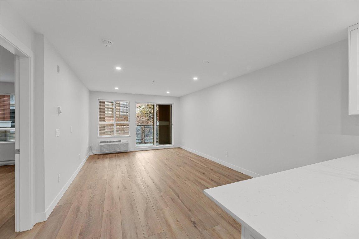 









1099


Sunset

Drive, 333,
Kelowna,




BC
V1Y 9Z1

