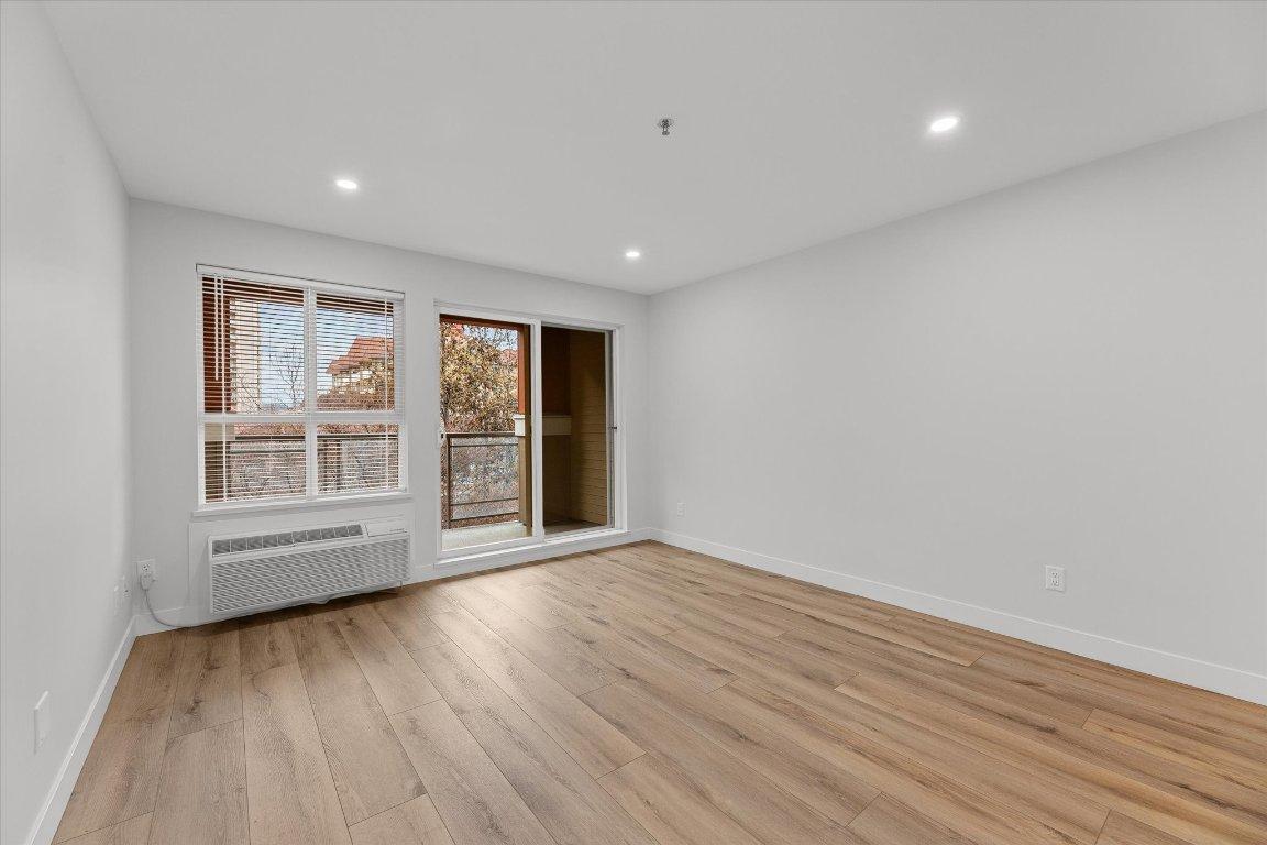 









1099


Sunset

Drive, 333,
Kelowna,




BC
V1Y 9Z1

