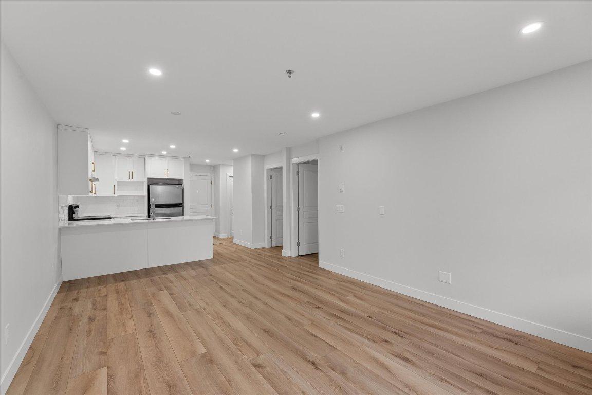 









1099


Sunset

Drive, 333,
Kelowna,




BC
V1Y 9Z1

