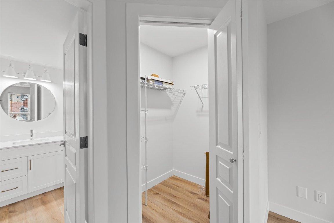 









1099


Sunset

Drive, 333,
Kelowna,




BC
V1Y 9Z1

