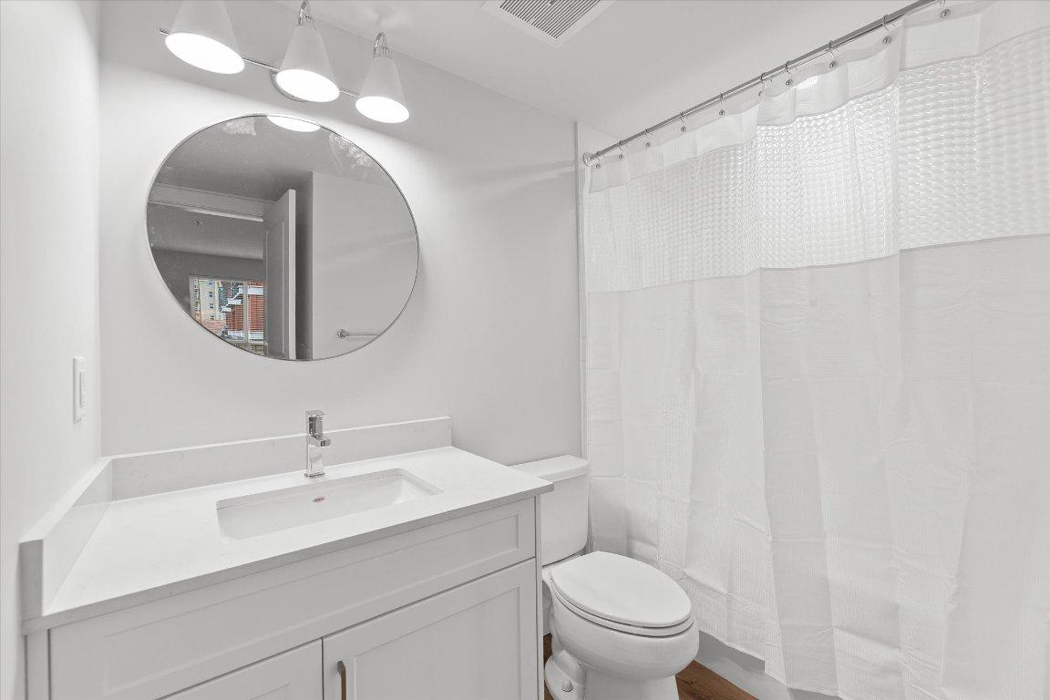 









1099


Sunset

Drive, 333,
Kelowna,




BC
V1Y 9Z1

