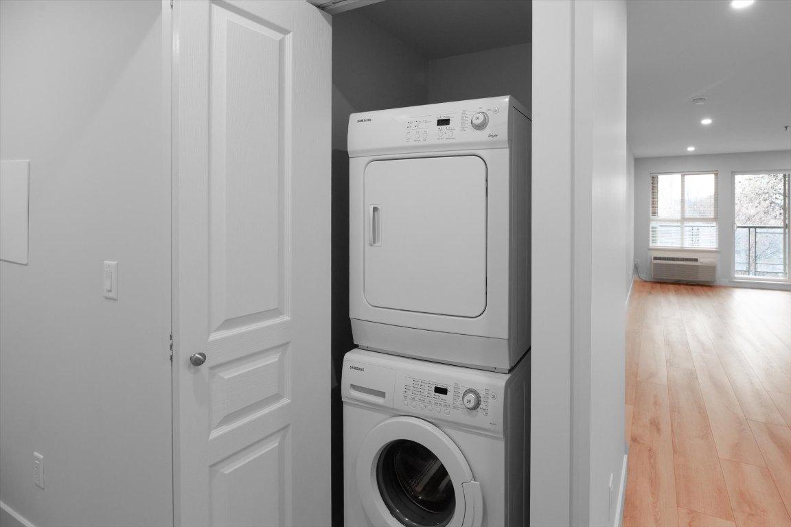 









1099


Sunset

Drive, 333,
Kelowna,




BC
V1Y 9Z1

