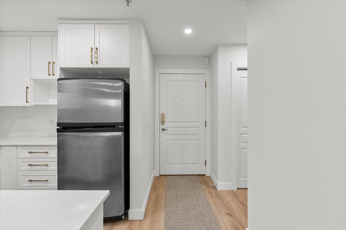 









1099


Sunset

Drive, 333,
Kelowna,




BC
V1Y 9Z1

