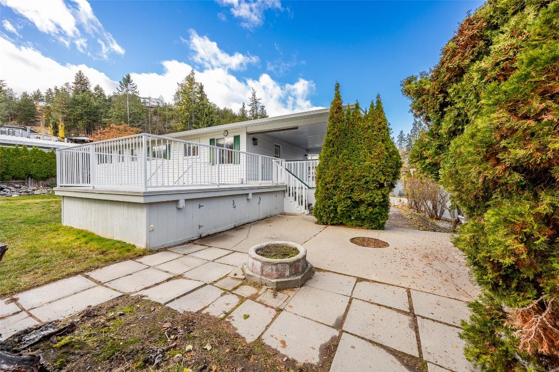 









2757


Paula

Road,
West Kelowna,




BC
V1Z 2K5


