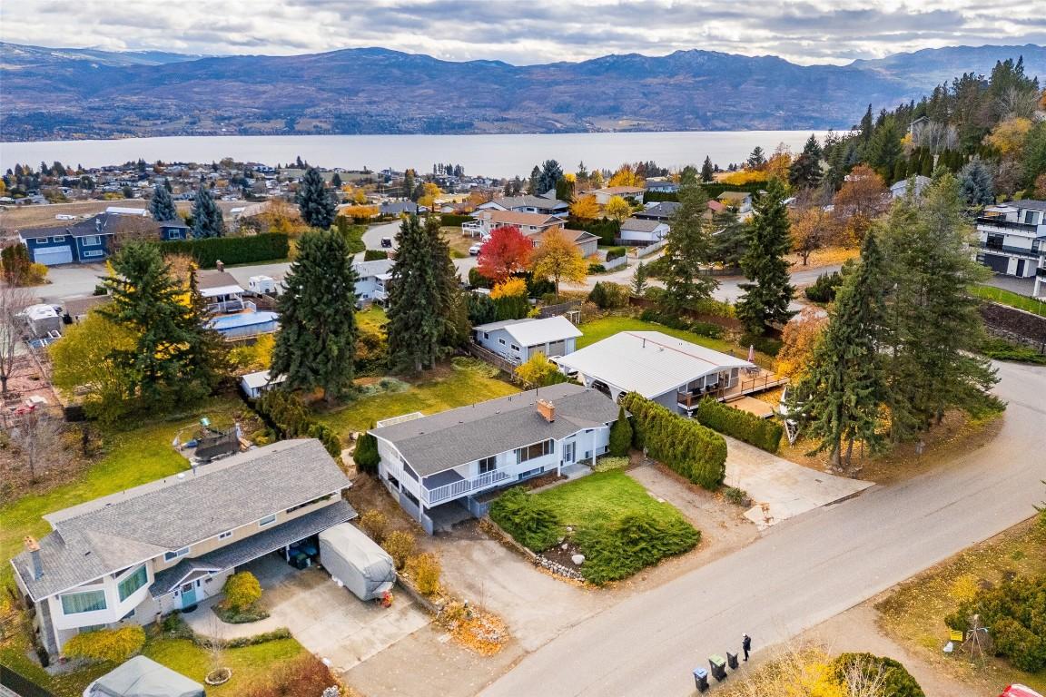 









2757


Paula

Road,
West Kelowna,




BC
V1Z 2K5

