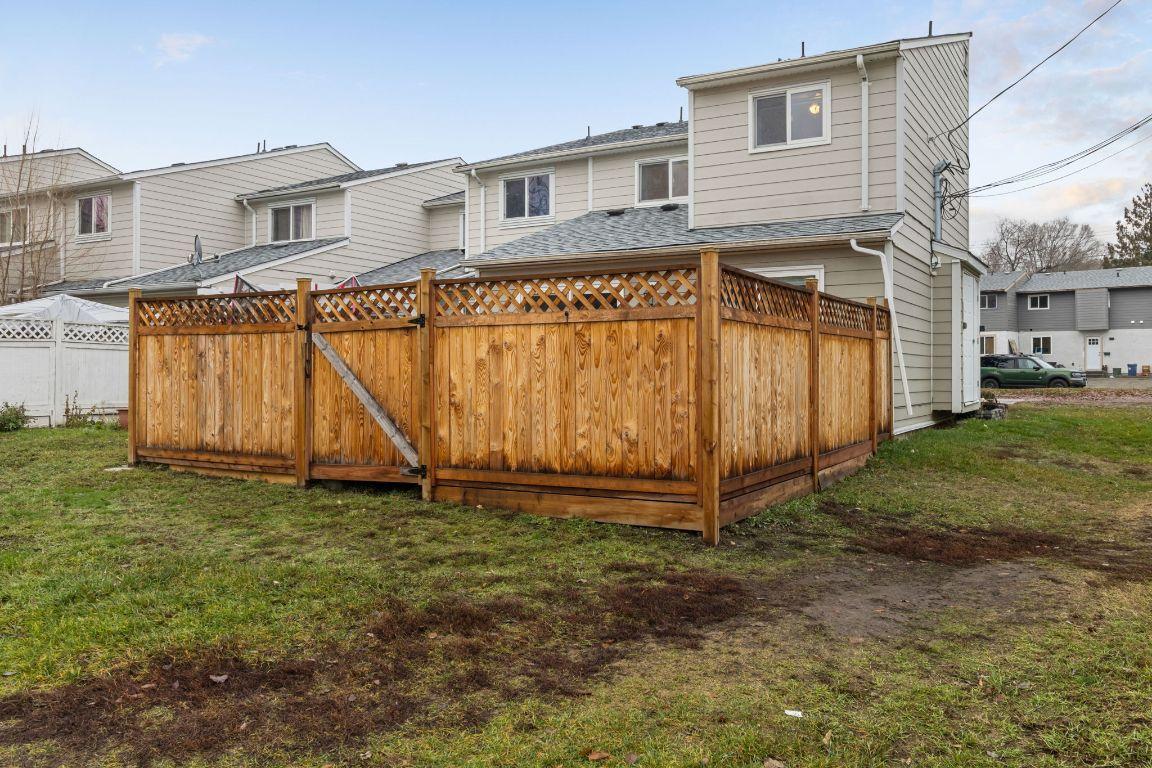 









1808


45

Street, 6,
Vernon,




BC
V1T 7P8

