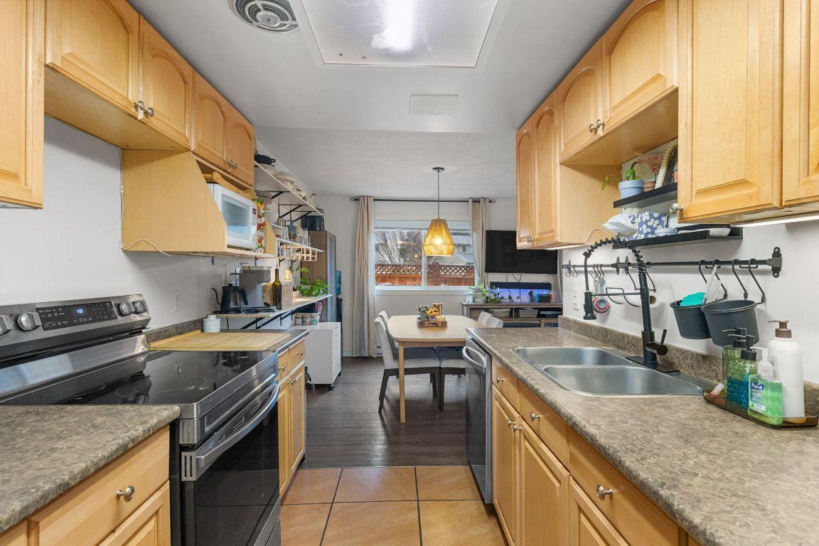 









1808


45

Street, 6,
Vernon,




BC
V1T 7P8

