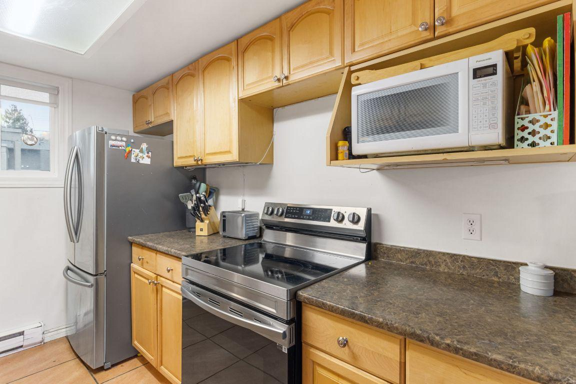 









1808


45

Street, 6,
Vernon,




BC
V1T 7P8

