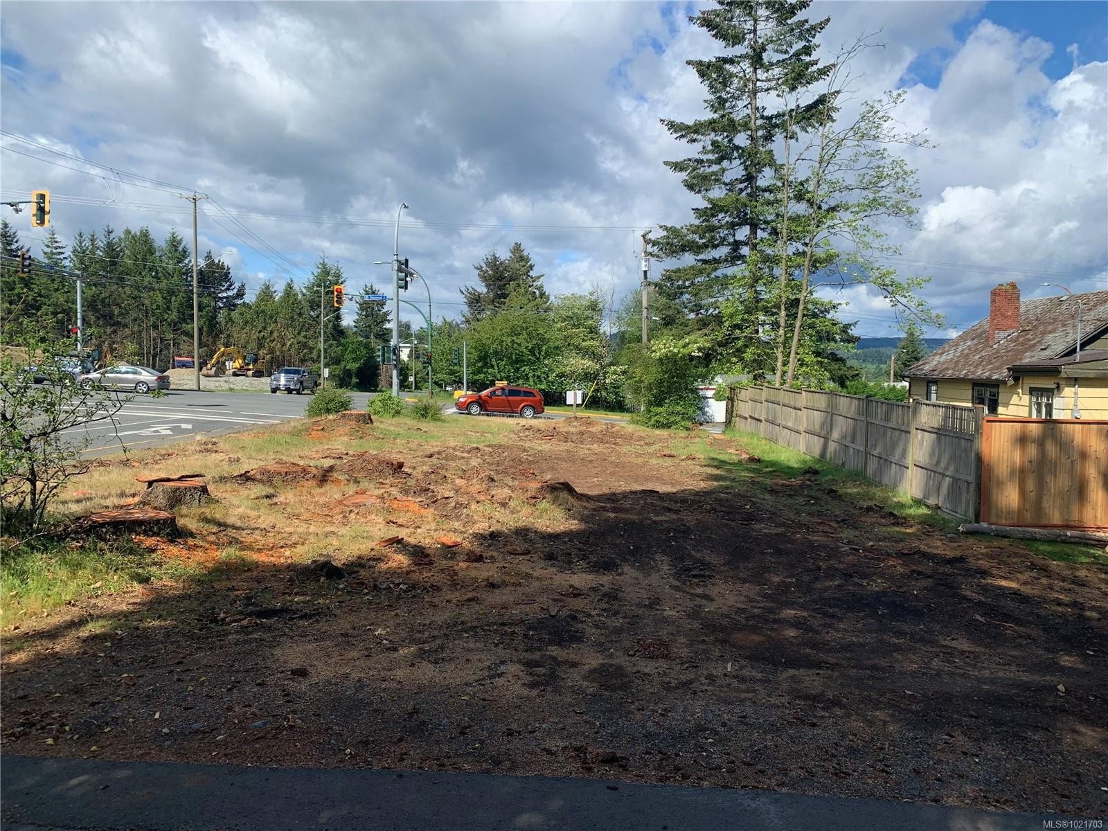 









901


Dogwood

St,
Campbell River,







BC
V9W 2X6

